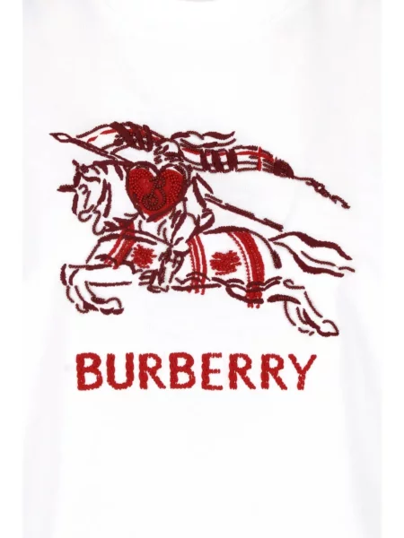 Тениска Burberry със сърца бяло
