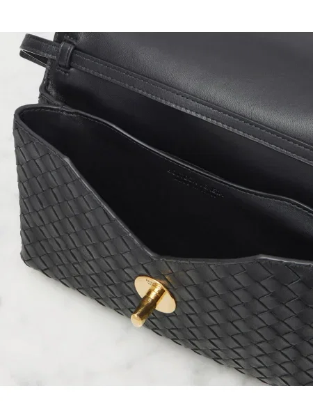 Kožená kožená taška Bottega Veneta Handle čierna
