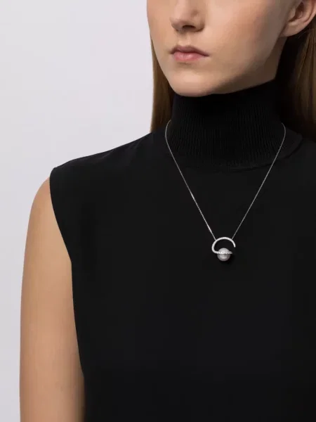 Pakabukas Tasaki balta