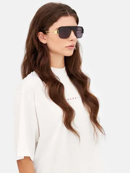 Солнцезащитные очки Marni черные