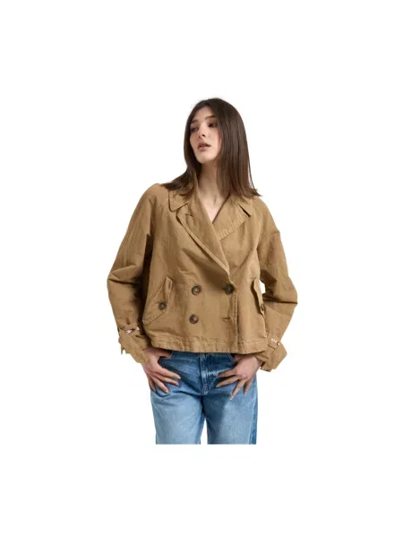 Krótka kurtka Bazar Deluxe dwurzędowa beżowa