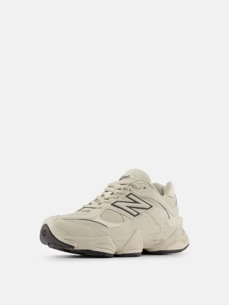 Детские кроссовки New Balance бежевые