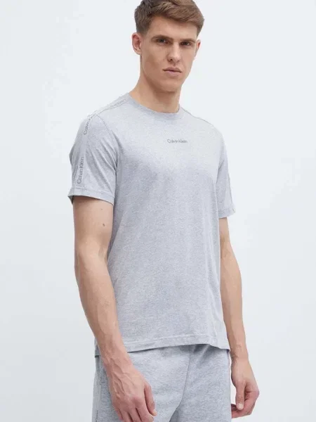 Тениска Calvin Klein Performance с изчистен дизайн черно