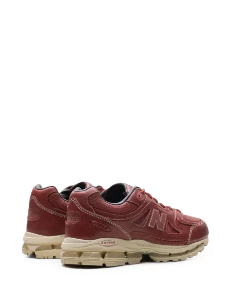 Sneakerși New Balance maro