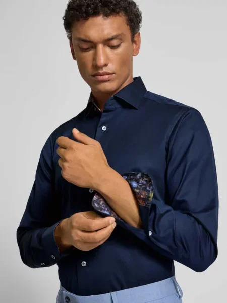 Koszula casual z kołnierzykiem kent w kroju Tailord Fit model Savio' Olymp Signature Slim Fit granatowa