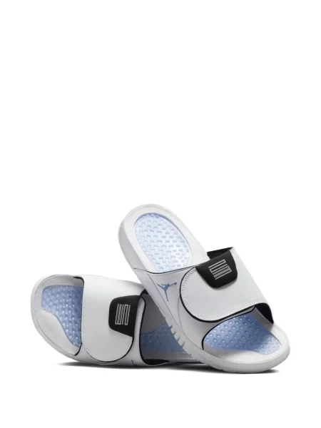 Papuci Jordan alb