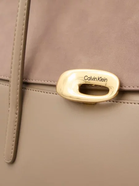 Сумка Calvin Klein бежевая