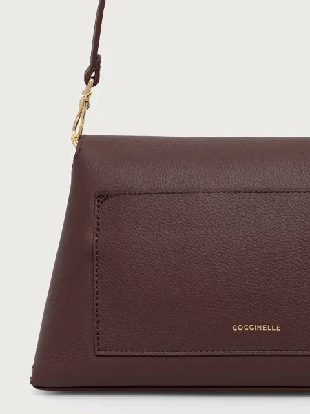 Кожаная сумка через плечо Coccinelle