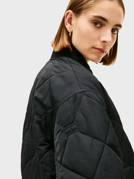 Утеплена куртка Tommy Hilfiger чорна