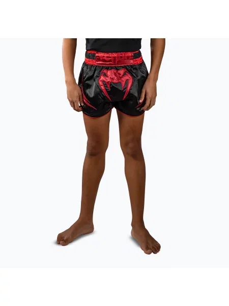 Gyerek edző rövidnadrág Venum Attack Muay Thai black/red. Méret: XL fekete
