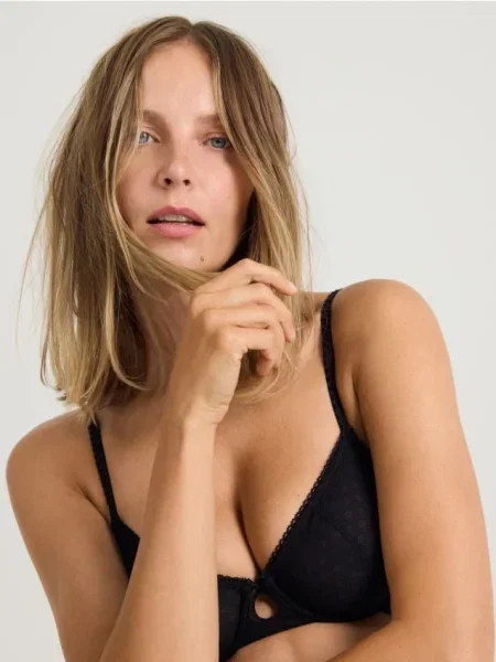 Reserved Sutien moale cu armătură negru