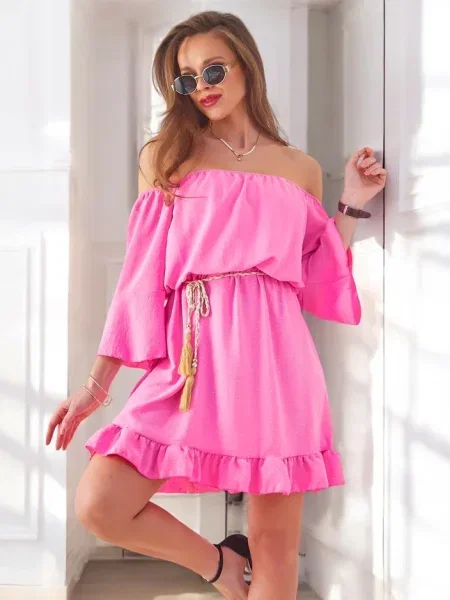 Mała sukienka mini Resti z długim rękawem z cyrkoniami fuksja