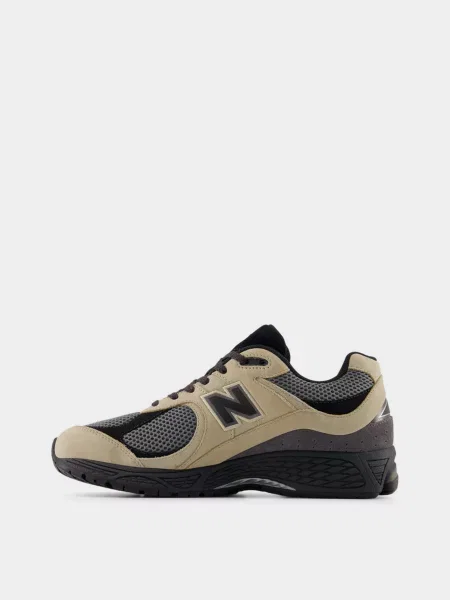 Замшевые кроссовки New Balance бежевые