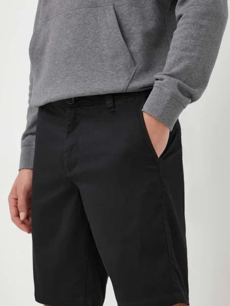 Къс панталон Armani Exchange черно