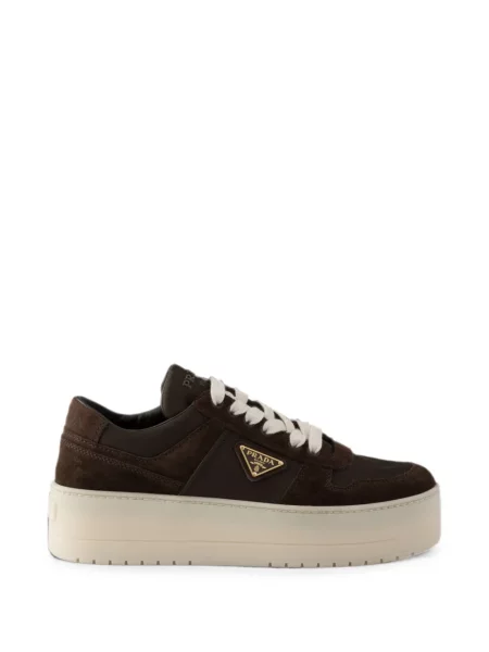 Sneakerși Prada din piele de căprioară maro