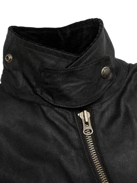 Яке Filson черно