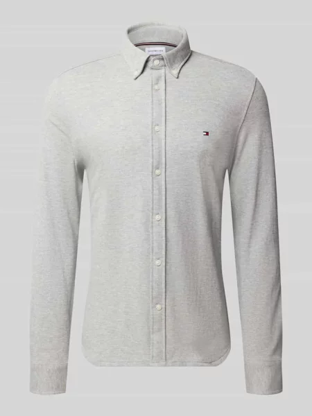 Koszula casualowa o kroju slim fit z wyhaftowanym logo Tommy Hilfiger