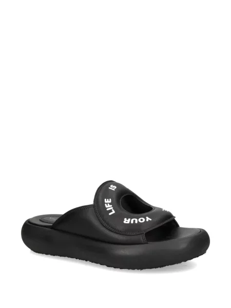 Papuci Vic Matié din piele cu imagine negru