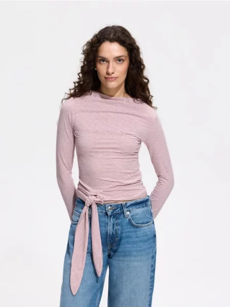 Reserved Tricou cu mânecă lungă și adaos de roz-pastel roz