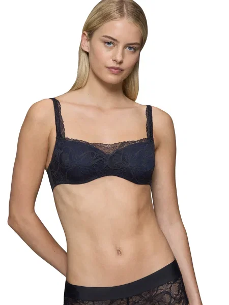 Triumph Sutien cu armătură Illusion negru