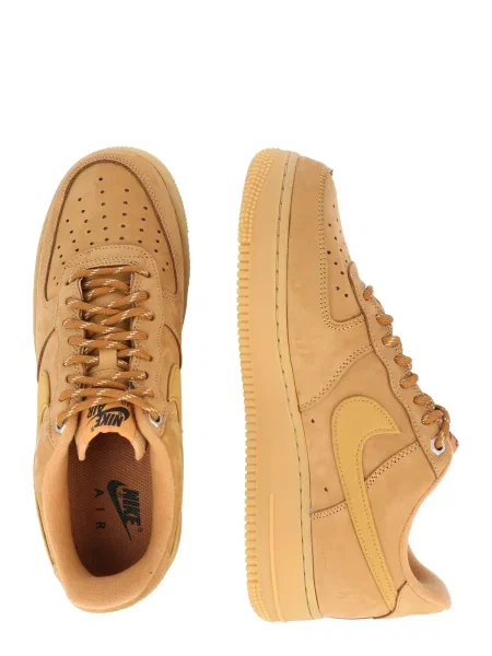 Nike Sportswear Nizke superge konjak