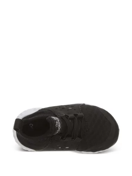 Buty do biegania dziecięce New Balance czarne