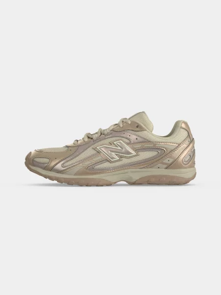 Sneakerși New Balance bej