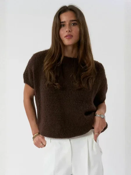 TEESHOPPEN Pulóver Chloe barna