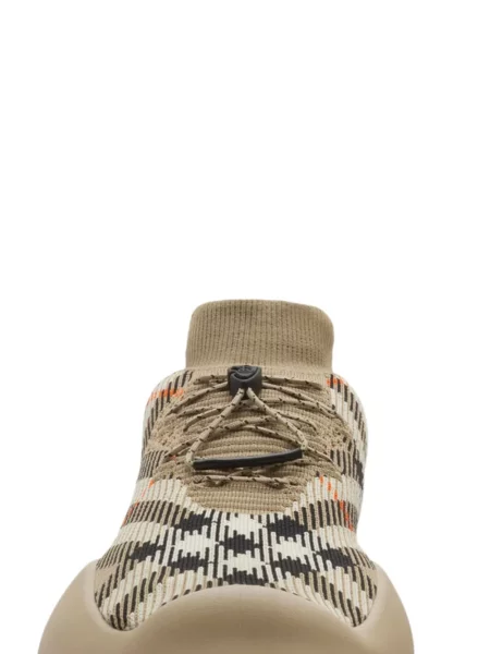 Sneakerși Burberry