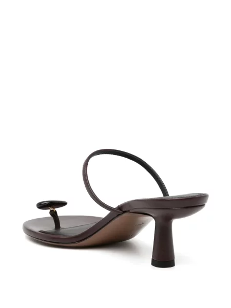 Tanga Neous barna