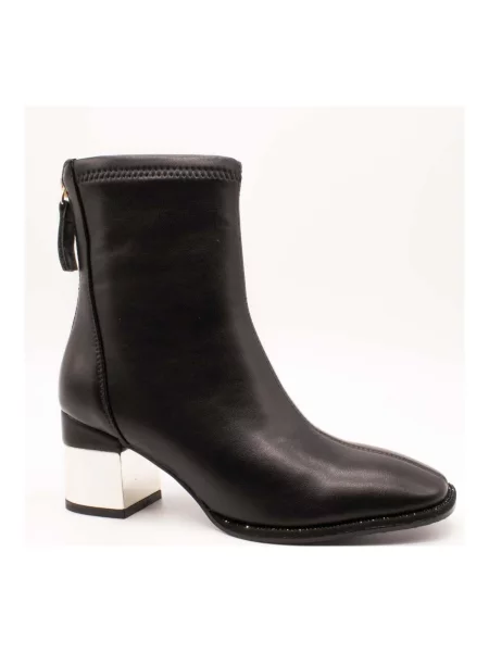 Pantofi Lola_casademunt negru