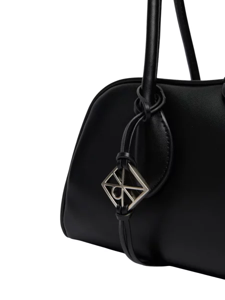 Чанта Calvin Klein черно