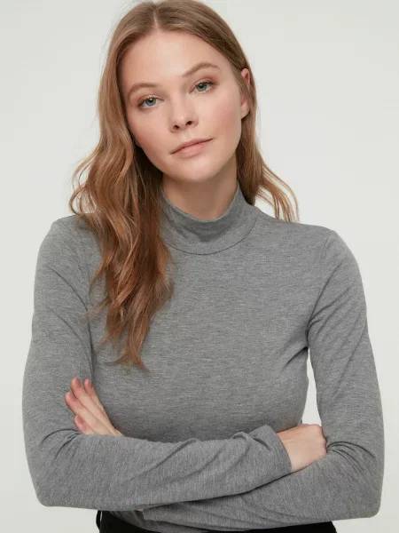 Top Trendyol gri