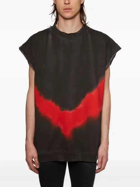 Тениска White Mountaineering с tie-dye ефект връзки бяло