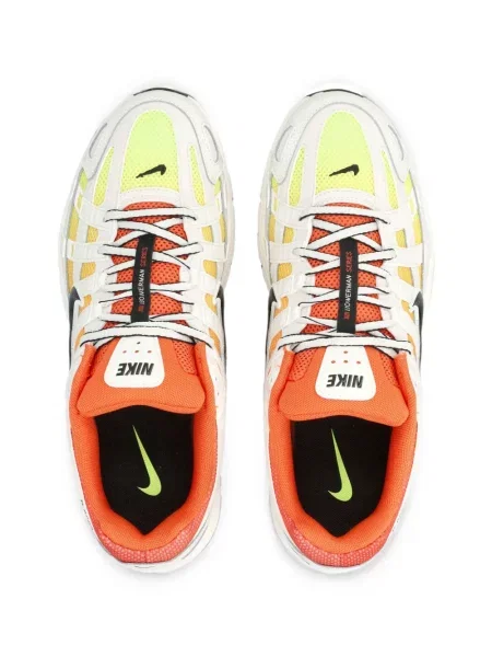 Decupat pantaloni scurți Nike Cortez cu cataramă din poplin alb