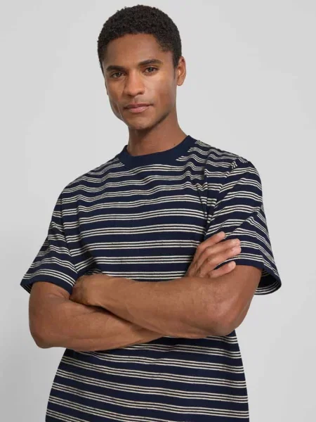 T-shirt w kroju regular fit z mieszanki bawełny model ELI' Selected Homme granatowa