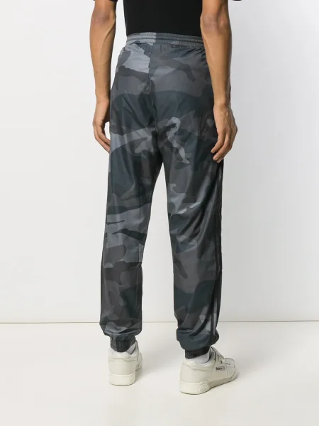 Pantaloni Adidas cu model camuflaj alergare gri