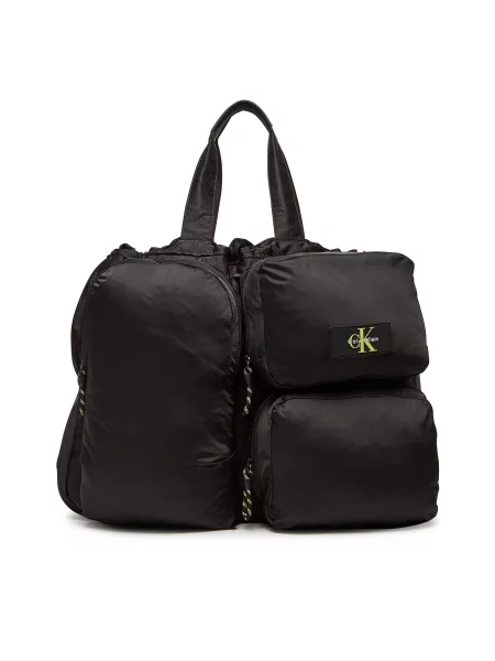 Τσάντα Σαββατοκύριακου Calvin Klein Tech Utility Tote μαύρο