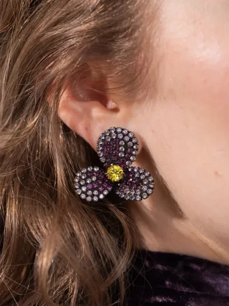 Cercei Jennifer Behr cu model floral violet