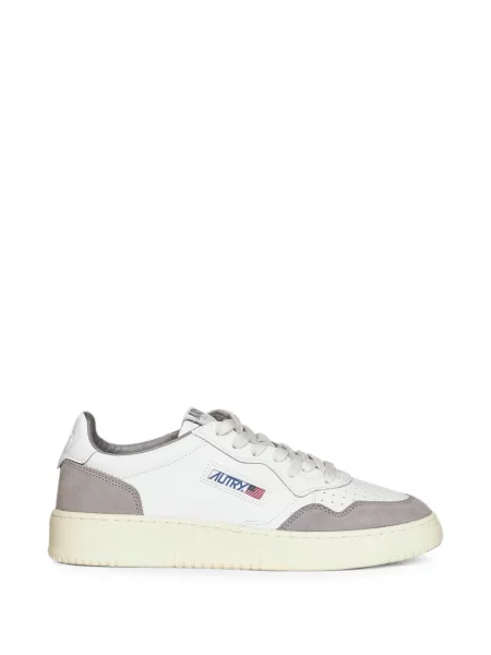 Sneakerși Autry din piele de căprioară alb