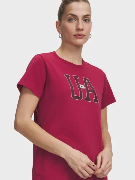Футболка Under Armour красная