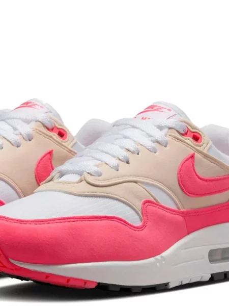 Sneakerși Nike Vomero alb