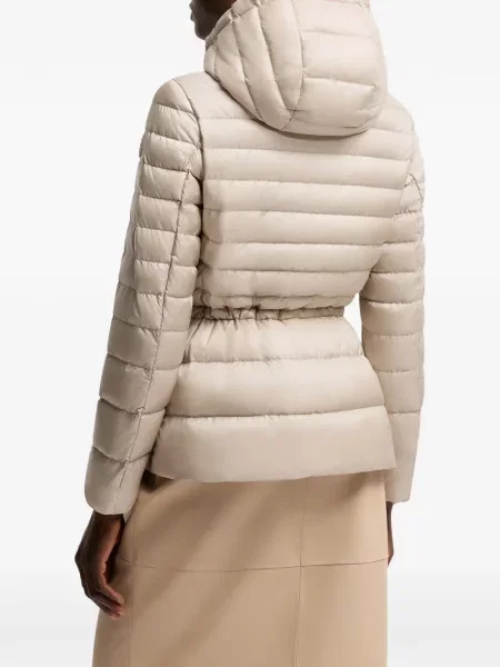 Matlasat geacă Moncler cu cordon