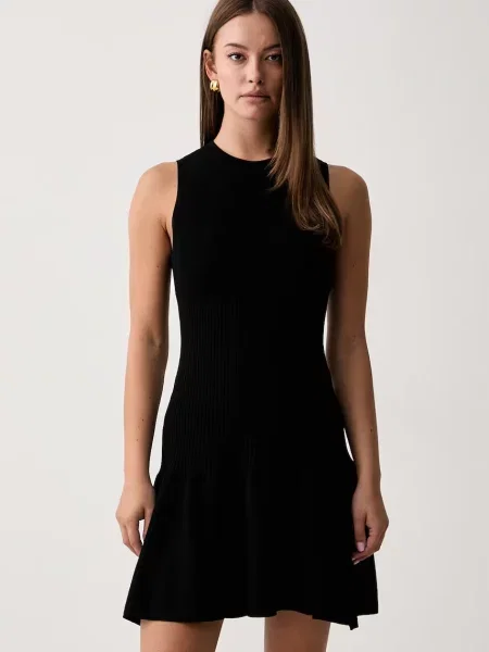 Armani Exchange rochie cu vâscoză negru