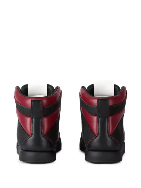 Sneakerși Givenchy din piele negru