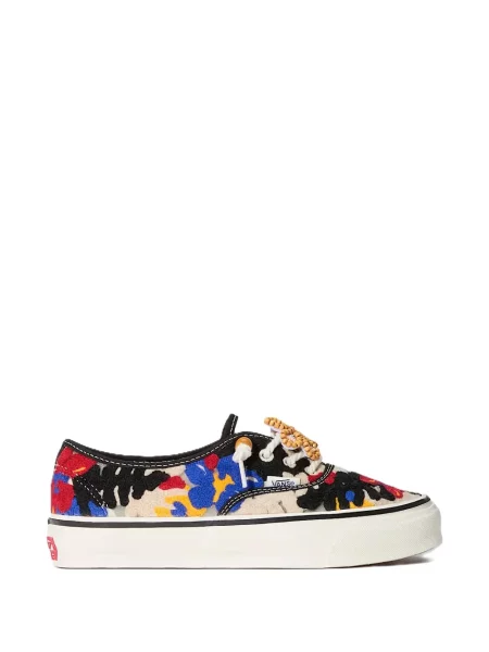 Sneakerși Vans Authentic cu șireturi din dantelă negru