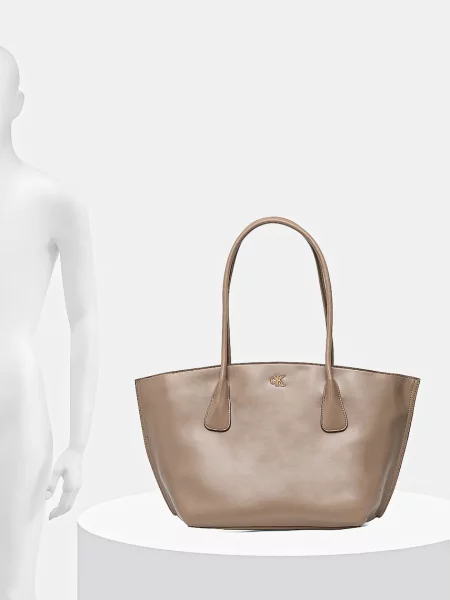 Calvin Klein kézitáska bézs