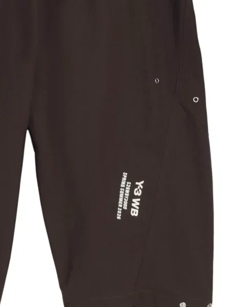 Pantaloni scurți Y-3 cu imagine cu cordon maro