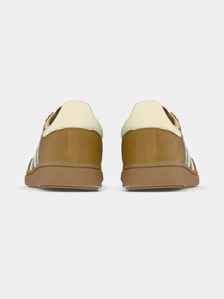 ADIDAS ORIGINALS Nízke tenisky HANDBALL SPEZIAL hnedá / ako vlna biela