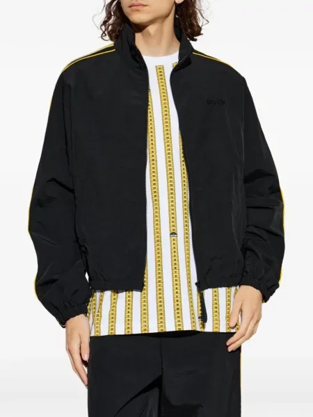 Geacă Moschino cu guler de stand-up negru